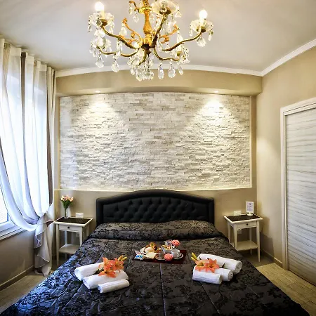 Maison Degli Artisti לינה וארוחת בוקר