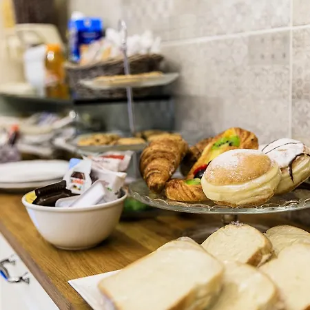 Maison Degli Artisti Couette-café Ravenne