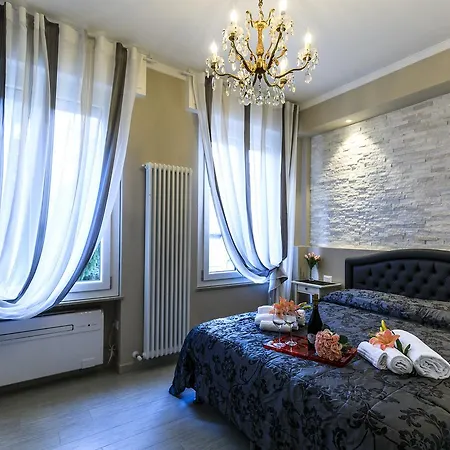 לינה וארוחת בוקר Maison Degli Artisti ראבנה