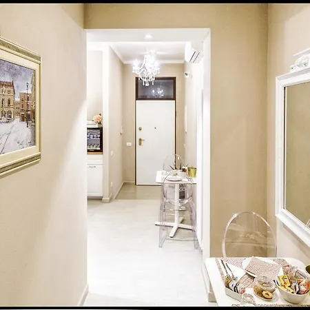 Maison Degli Artisti 4* ראבנה