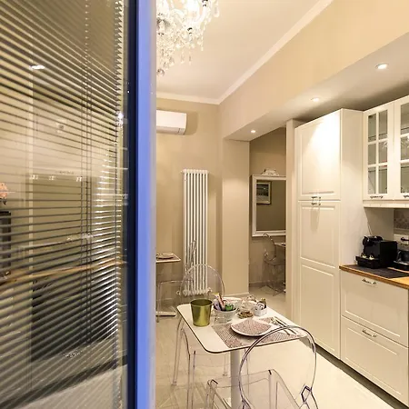 Maison Degli Artisti Bed and Breakfast
