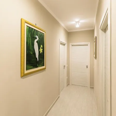 Maison Degli Artisti 4* ראבנה