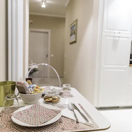 Maison Degli Artisti Bed and Breakfast